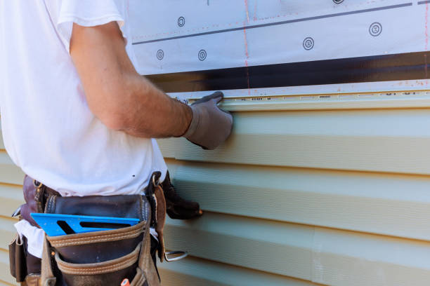 Affordable Siding Replacement solutions in Milldale, CT